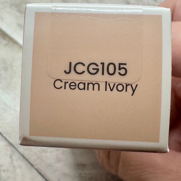 Joah Crystal Glow Tinted Luminizer Stick Cream Ivory JCG105 0.4 OZ/11.5 G NIB - Picture 2 of 7